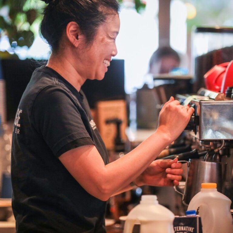 18 Best Cafes in Queenstown Picked by a Local for 2023